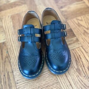 Dr. Martens Mary Janes Size 7 (38)